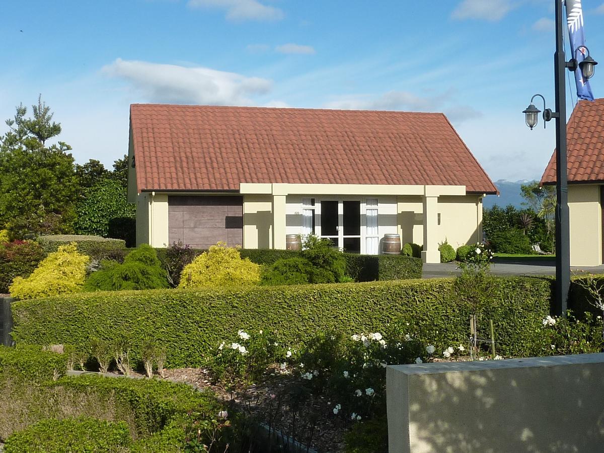 A Touch Of Tuscany At Hillsborough New Plymouth Ngoại thất bức ảnh
